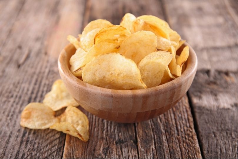 Cips, çerez ve kuruyemiş çeşitleri